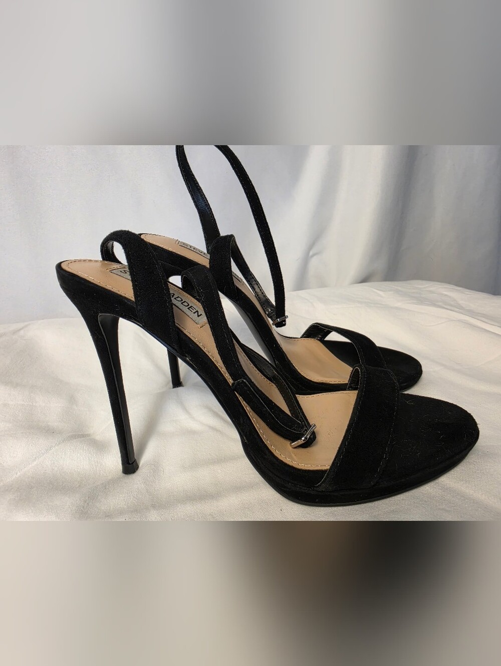 Steve Madden Wafer Black Suede Ankle Strap Stiletto Heels 7M